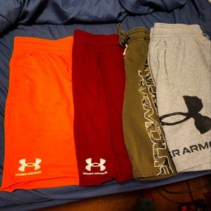 Under armour 2xl fleece shorts like new hardly worn